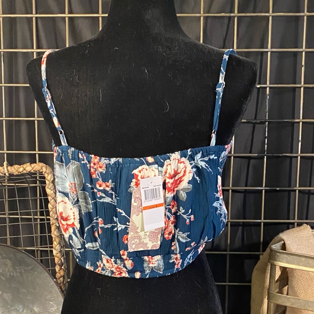 NWT Band of Gypsies Print Sapphire Trends Crop Top Size Sm - Picture 2 of 3